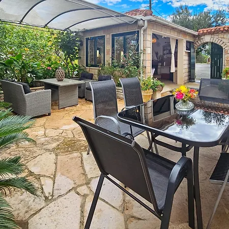 Apartment Ana-2 By Interhome