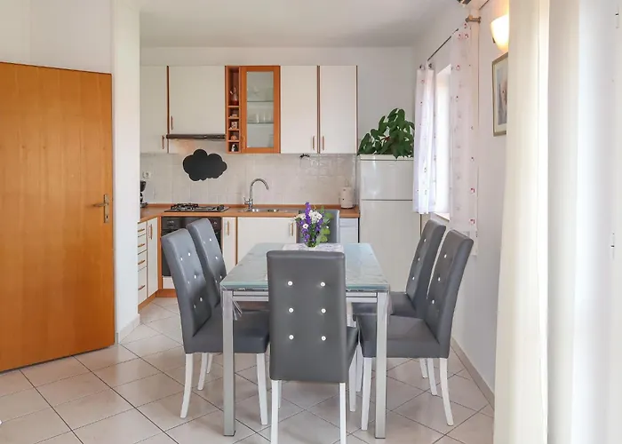 Ana-2 By Interhome *